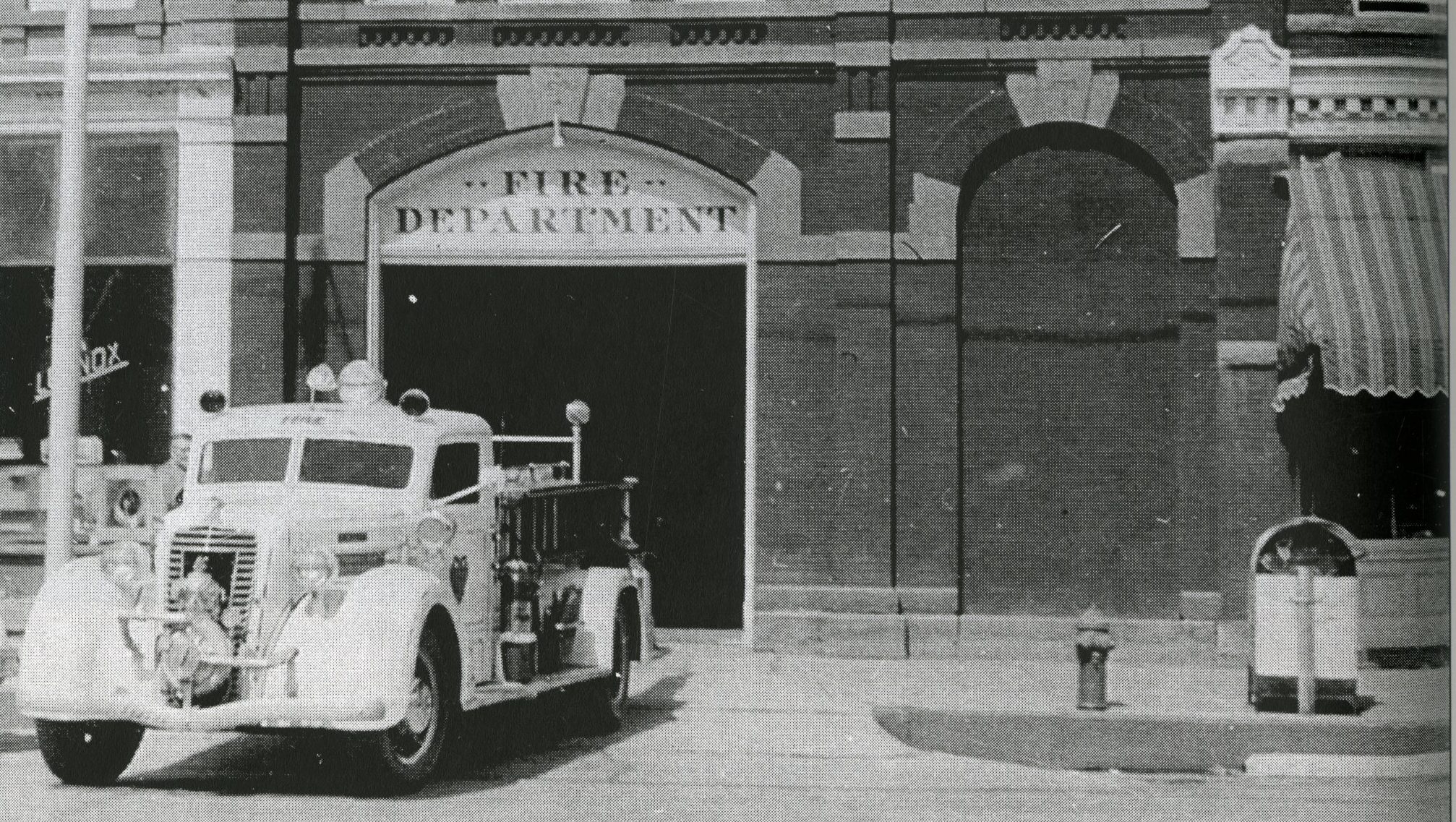 Factory Photo 1956 Diamond T Firetruck Ref. # 37235 Fire Apparatus Engine 