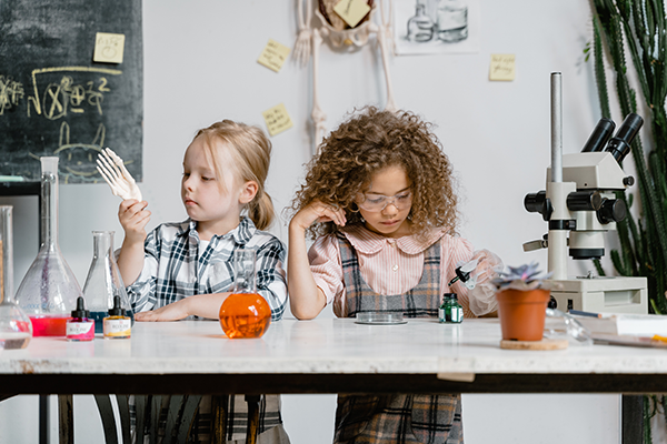 Daily Discovery: Bubble Science! - Fort Collins Museum of Discovery